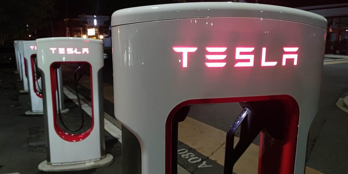 Tesla-Supercharger (Archiv)