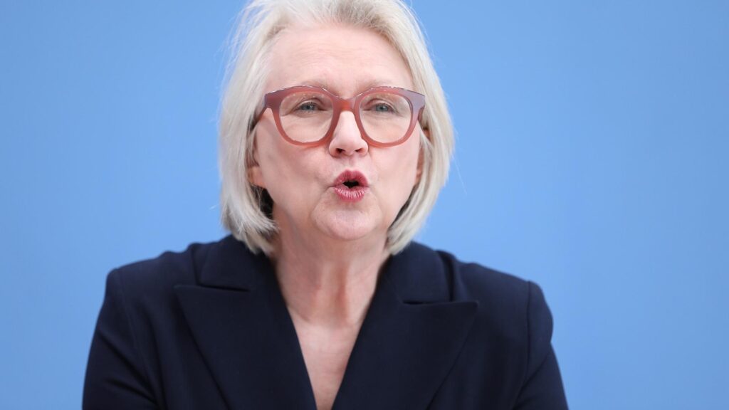 Monika Schnitzer (Archiv)