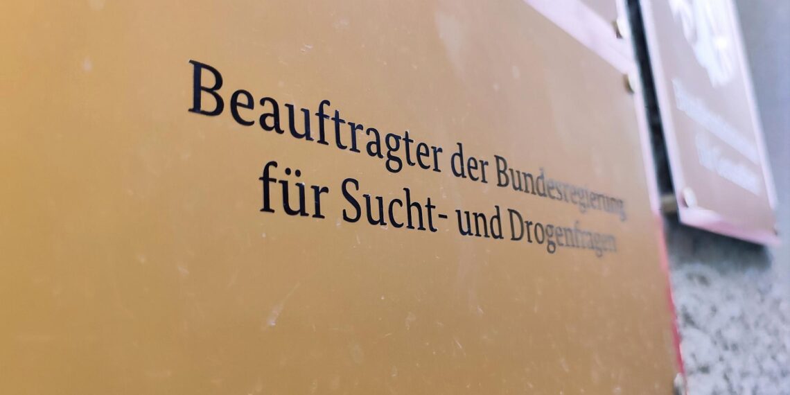 Drogenbeauftragter warnt vor Verbreitung synthetischer Opioide 1 Drogenbeauftragter (Archiv)