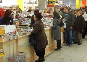 Verkauf in einem Kaufhaus (Archiv)