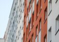 Wohnungen in einem Plattenbau (Archiv)
