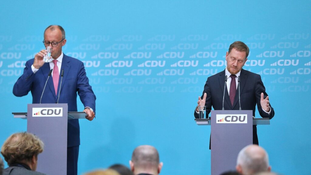 Friedrich Merz und Michael Kretschmer (Archiv)