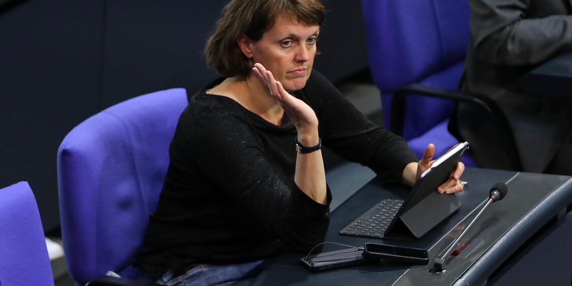 Grüne sehen neuen Klärungsbedarf beim Maut-Debakel 1 Swantje Michaelsen (Archiv)