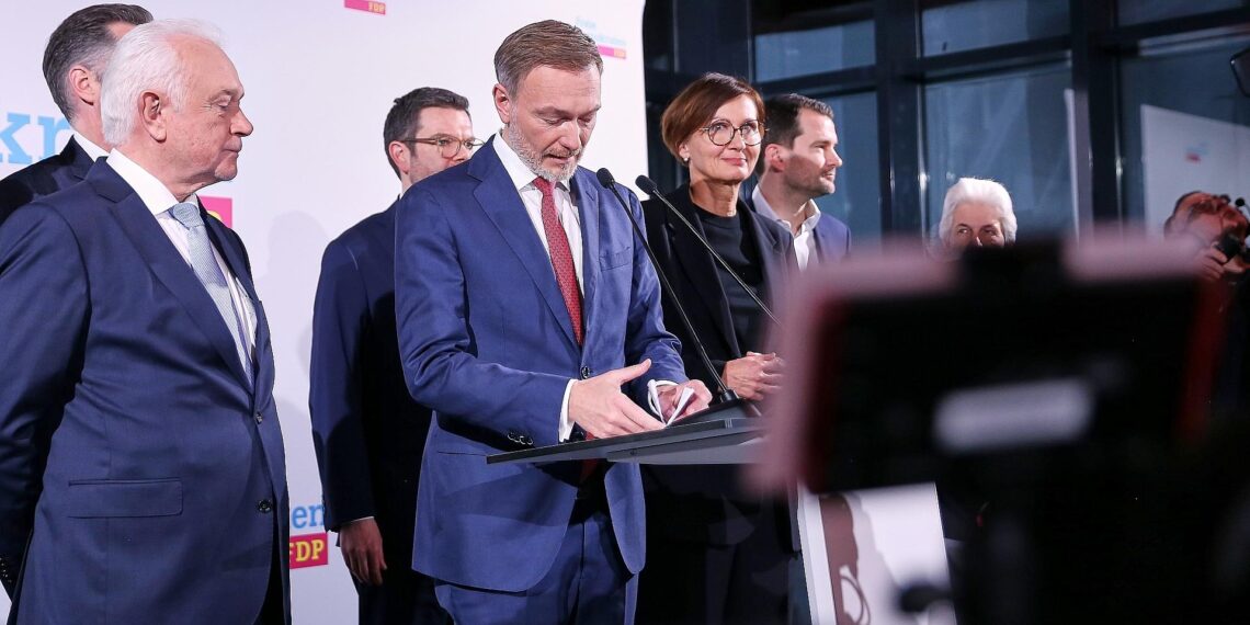 FDP-Spitzenpolitiker am Wahlabend