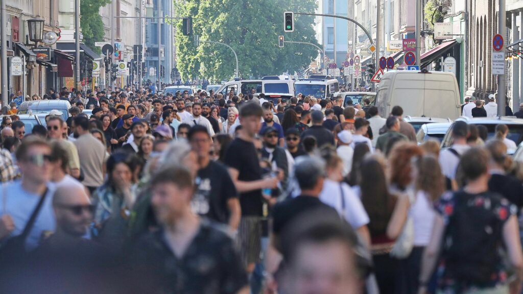 Menschenmassen (Archiv)