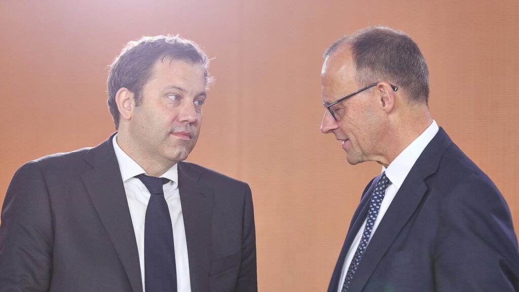 Lars Klingbeil und Friedrich Merz (Archiv)