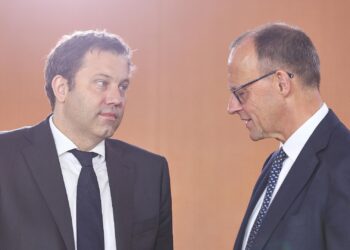 Lars Klingbeil und Friedrich Merz (Archiv)