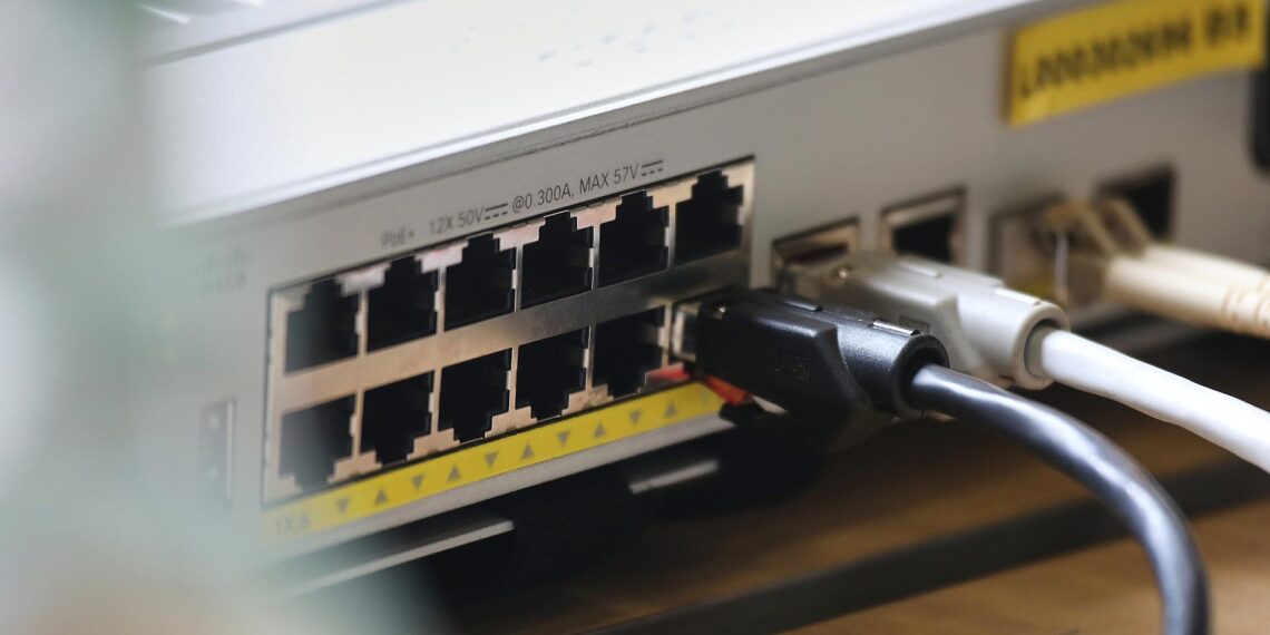 Netzwerk-Patchpanel (Archiv)
