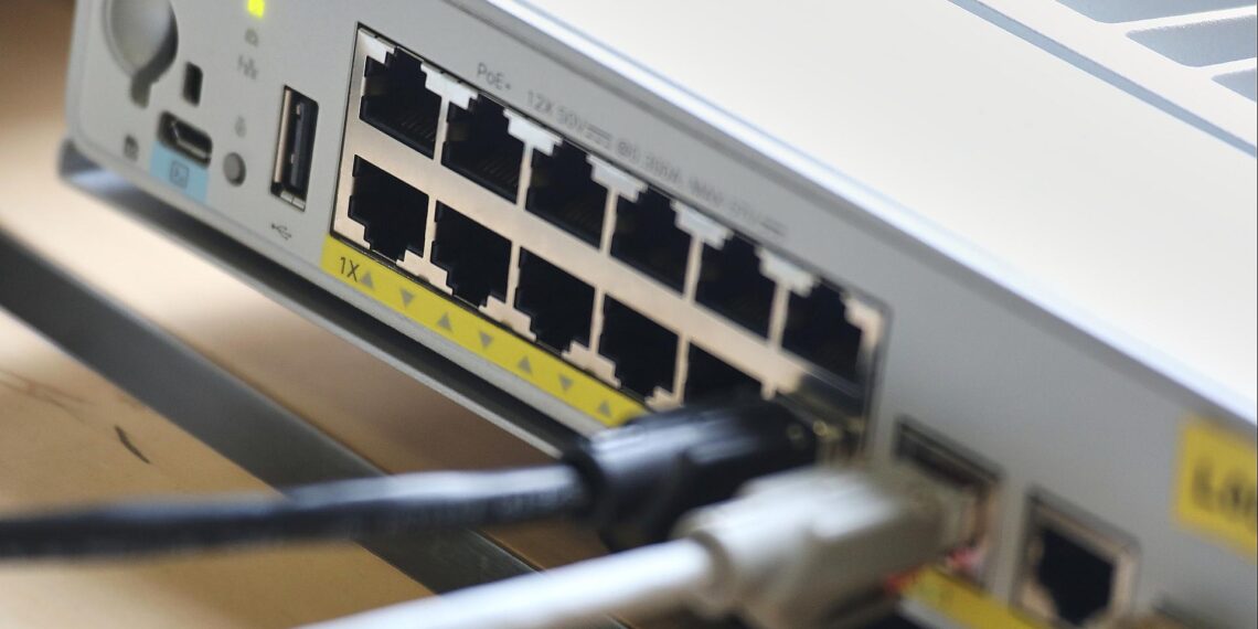 Netzwerk-Patchpanel (Archiv)