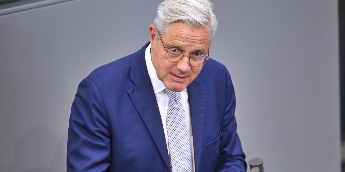 CDU-Außenpolitiker Röttgen: "Putin will die Ukraine auslöschen" 1 Norbert Röttgen (Archiv)