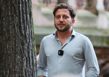 Felix Banaszak am 05.08.2025