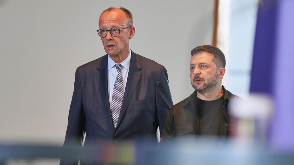 Friedrich Merz und Wolodymyr Selenskyj am 13.08.2025