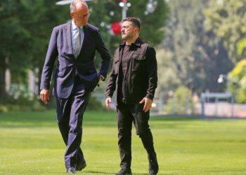 Friedrich Merz und Wolodymyr Selenskyj am 13.08.2025