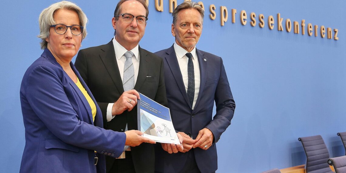 Bundeslagebild Sexualdelikte zum Nachteil von Kindern und Jugendlichen 2024 am 21.08.2025