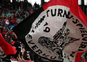 Fans von Bayer Leverkusen (Archiv)