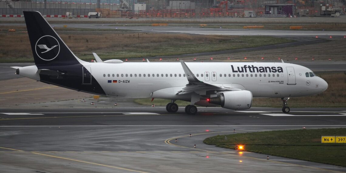 Lufthansa-Maschine (Archiv)