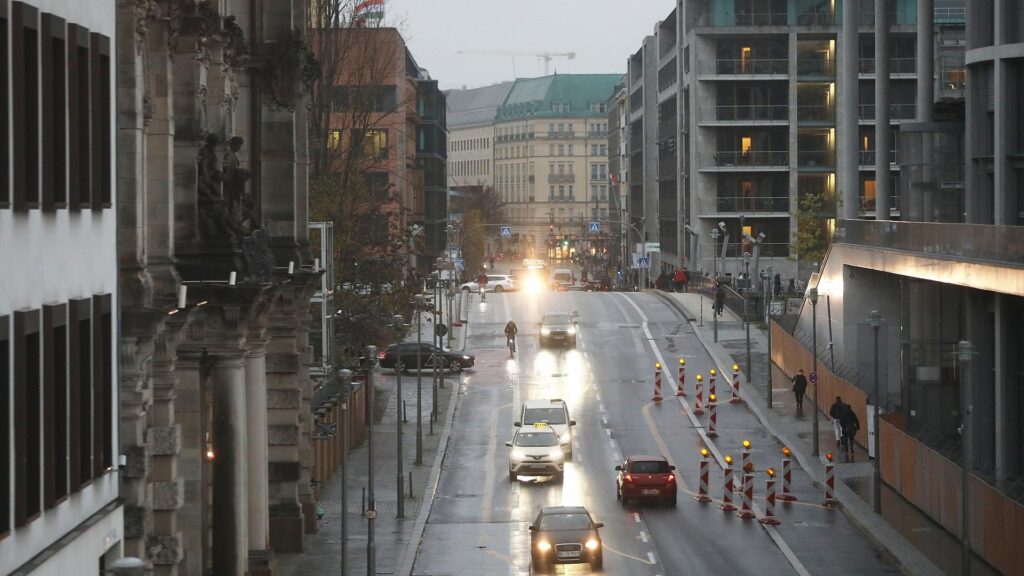 Straßenverkehr (Archiv)