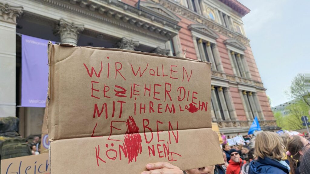 Demo von Kita-Beschäftigten (Archiv)