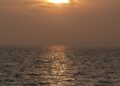 Sonnenuntergang über dem Meer (Archiv)