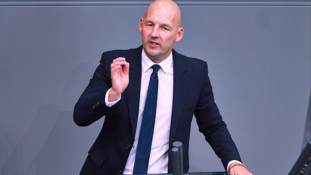 Biadacz relativiert Schlagabtausch zwischen Merz und Bas 9 Marc Biadacz (Archiv)