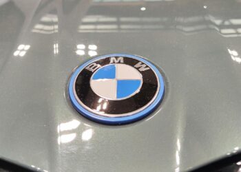 BMW-Logo am neuen BMW i5