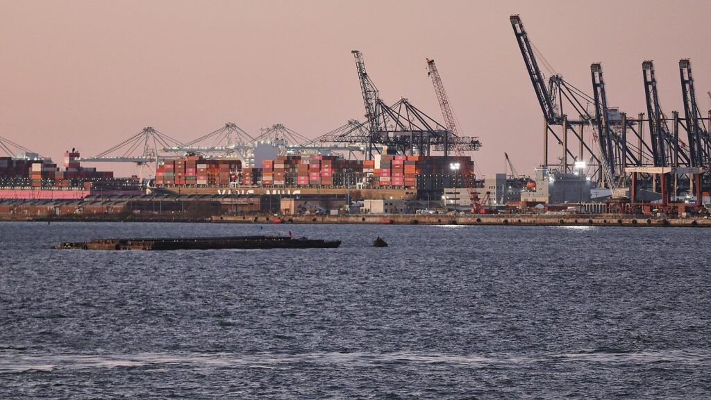 Industrieanlagen (Archiv)