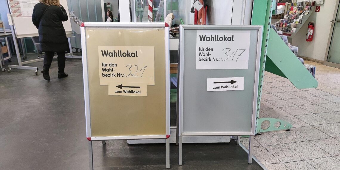 Wahllokal bei Bundestagswahl 2025 (Archiv)