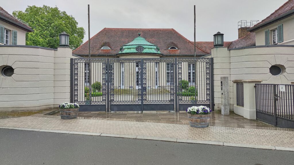 Villa Adlon (Archiv)