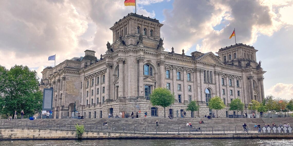 Neue Geschäftsordnung: Schwarz-Rot will Kanzlerwahl erleichtern 1 Deutscher Bundestag am 05.09.2025