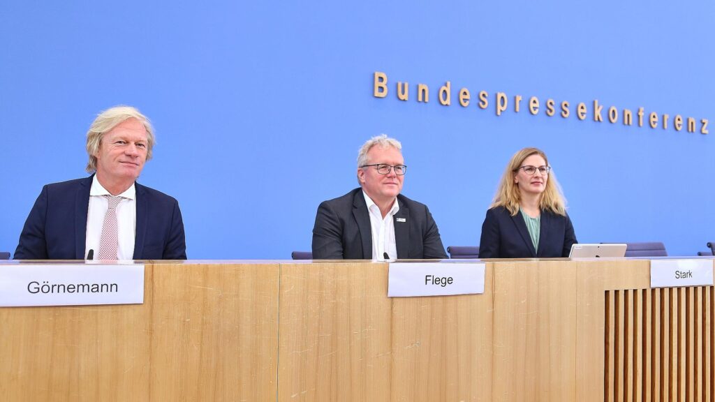 Bahnstrategie des Bundes und Beitrag der Branche zum Nahverkehr am 22.09.2025