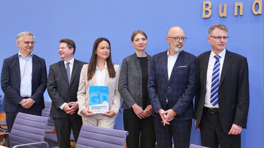 Gemeinschaftsdiagnose Herbst 2025 der Wirtschaftsforschungsinstitute am 25.09.2025