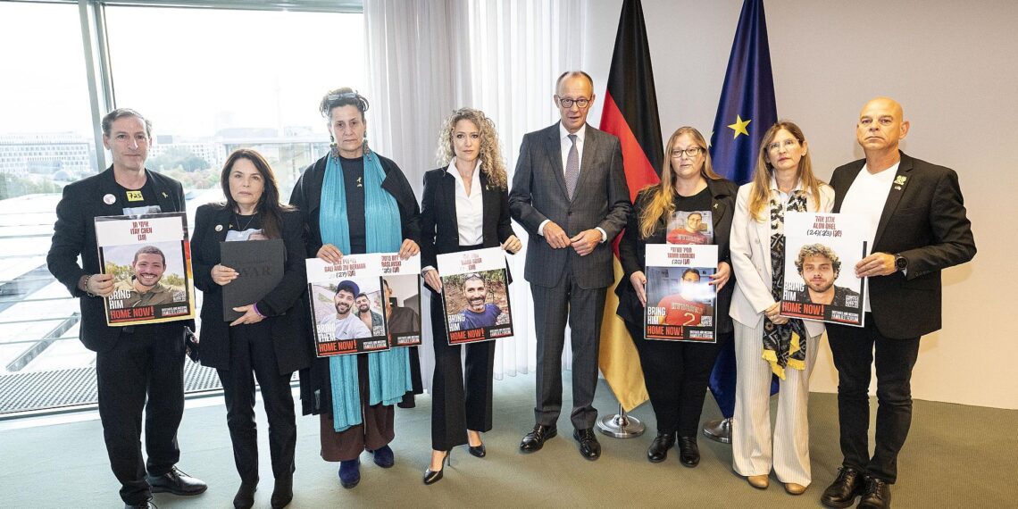 Merz trifft sich mit Angehörigen von deutschen Hamas-Geiseln am 30.09.2025