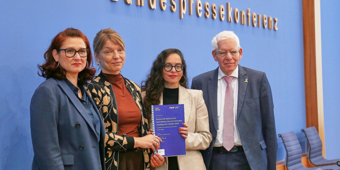 Ergebnisse des Forschungsprojekts `Antisemitismus in Deutschland - Auswirkungen des 7. Oktober 2023` am 30.09.2025