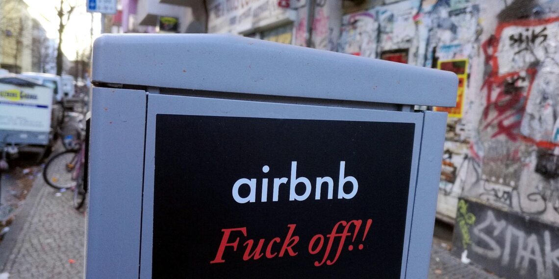 Anti-Airbnb-Sticker (Archiv)