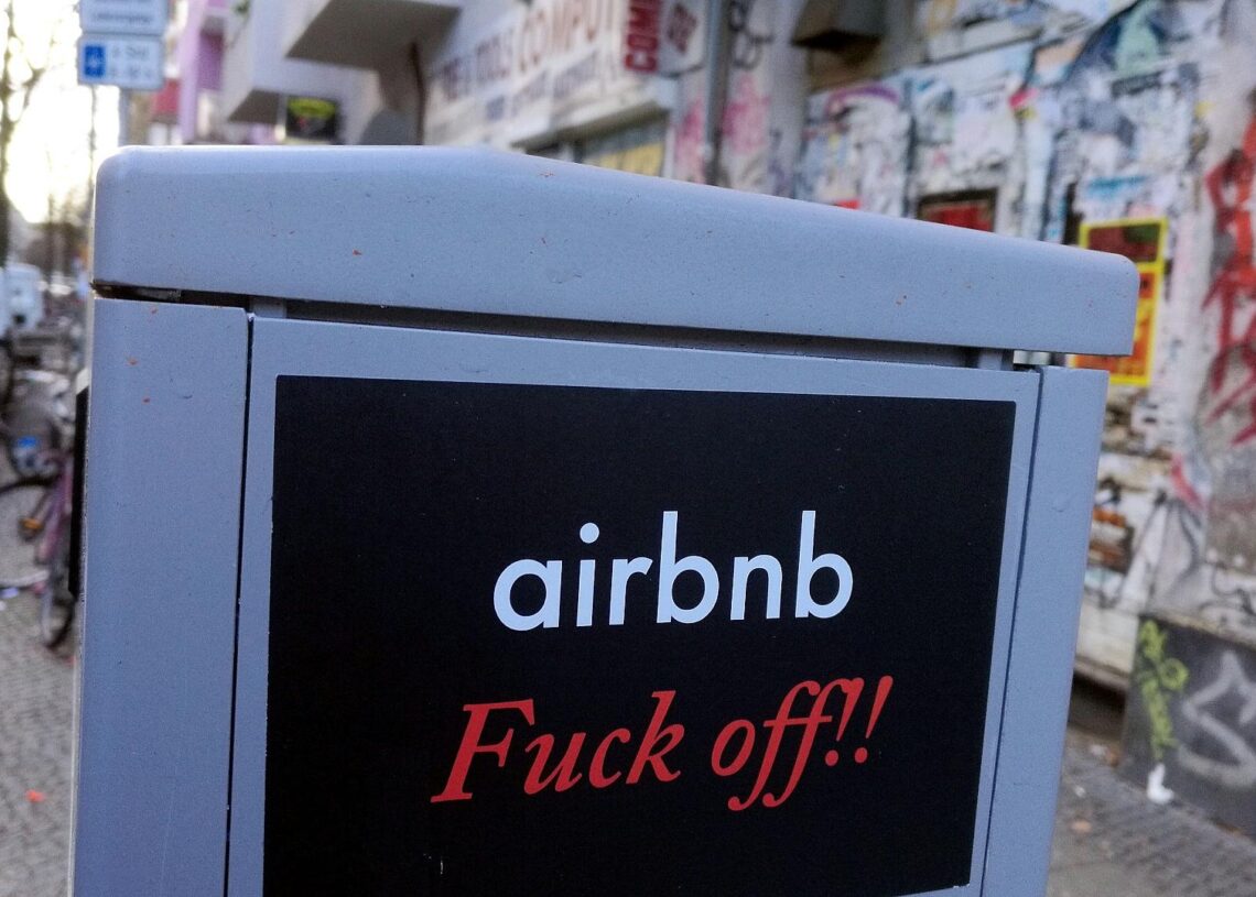 Anti-Airbnb-Sticker (Archiv)