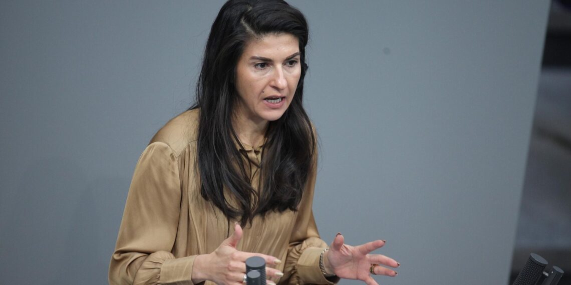 Sudan: Güler fordert internationale Unterstützung 1 Serap Güler (Archiv)