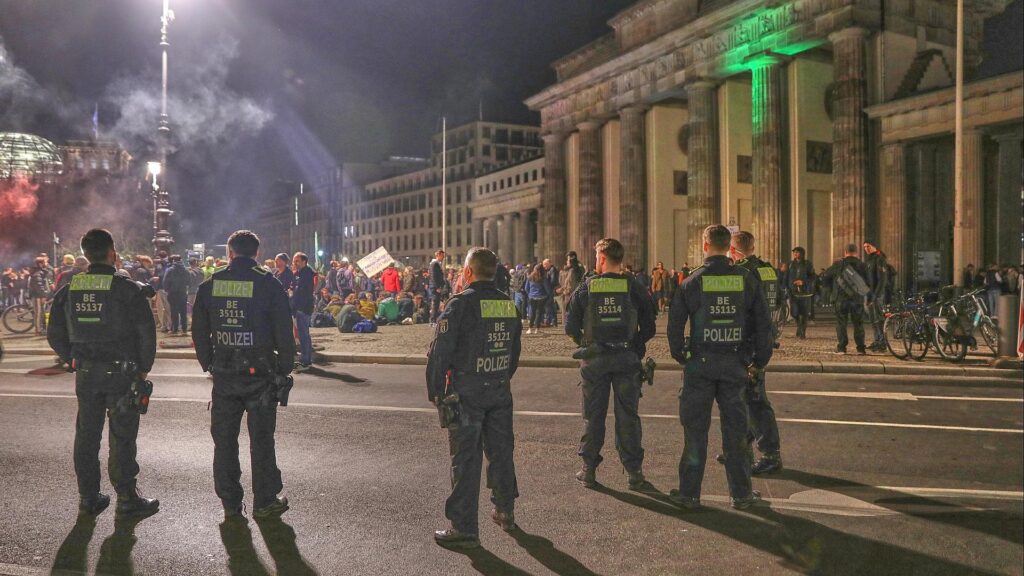 `Smoke-in` vor dem Brandenburger Tor (Archiv)