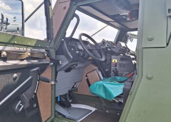 Daimler Truck will Rüstungsgeschäft forcieren 2 Sanitätsfahrzeug der Bundeswehr (Archiv)