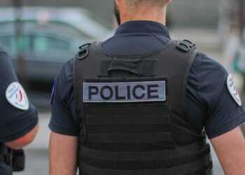 Zwei Verdächtige nach Juwelenraub im Louvre festgenommen 2 Französische Polizei (Archiv)