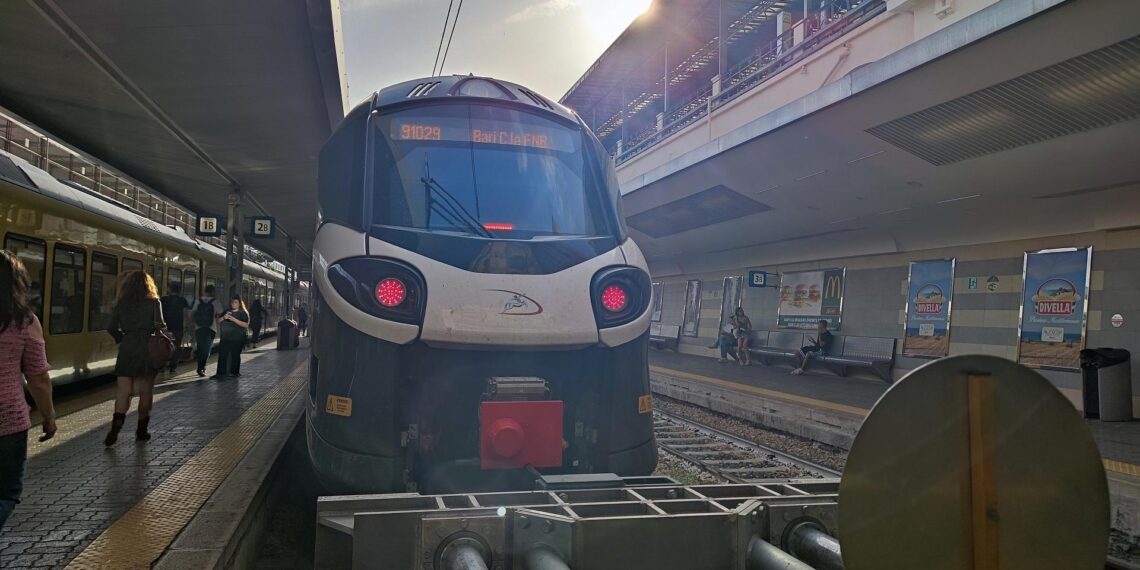 Italienische Staatsbahn denkt über Einstieg in Deutschland nach 1 Zug der italienischen Bahn (Archiv)