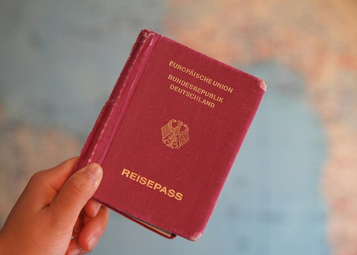 Reisepass (Archiv)