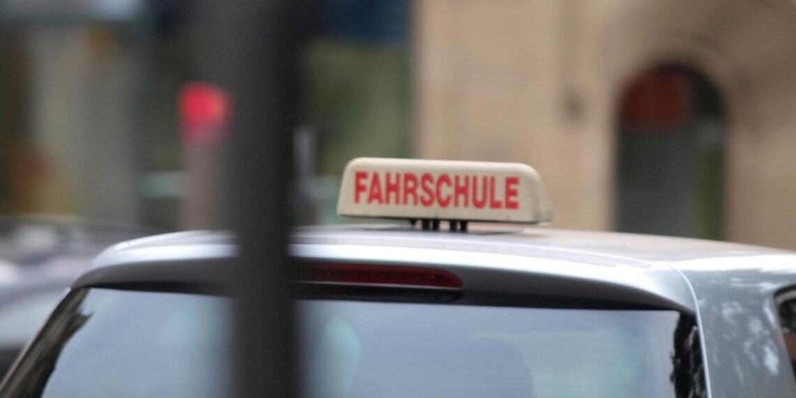 Fahrschule (Archiv)