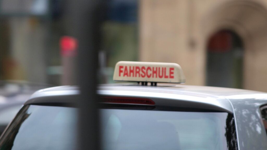 Fahrschule (Archiv)