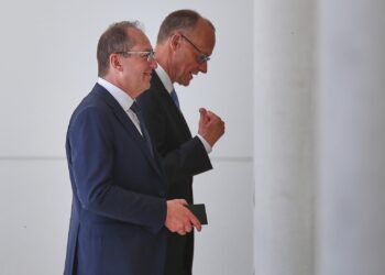 Alexander Dobrindt und Friedrich Merz (Archiv)
