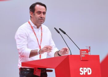 Berliner Staatssekretär verteidigt SPD-Mitgliederbegehren 4 Aziz Bozkurt (Archiv)