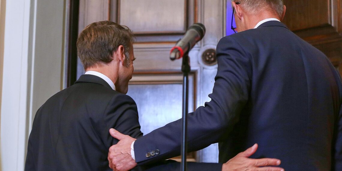 Emmanuel Macron und Friedrich Merz (Archiv)