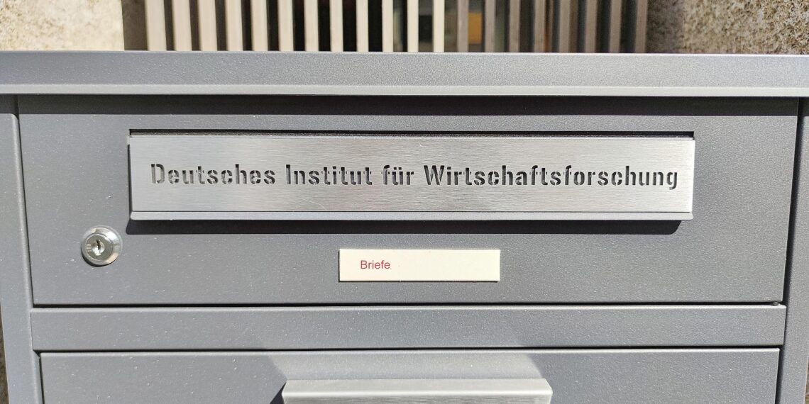 DIW: Ostdeutsche Länder schließen zu ärmeren westdeutschen auf 1 Deutsches Institut für Wirtschaftsforschung (Archiv)