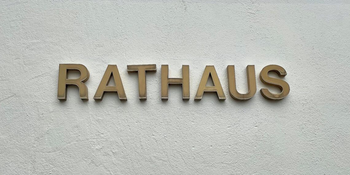 Landeshauptstädte rufen in gemeinsamem Brief an Kanzler um Hilfe 1 Rathaus (Archiv)