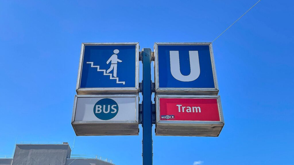 Städte- und Gemeindebund pocht auf ausreichende Mittel für ÖPNV 9 Öffentlicher Personennahverkehr (Archiv)