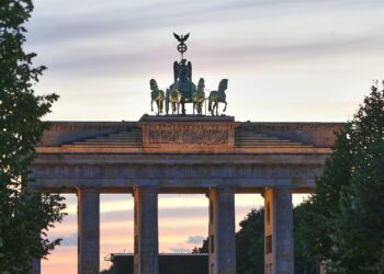 Brandenburger Tor mit Quadriga (Archiv)